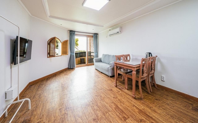 20평 스위트룸(방1+거실)