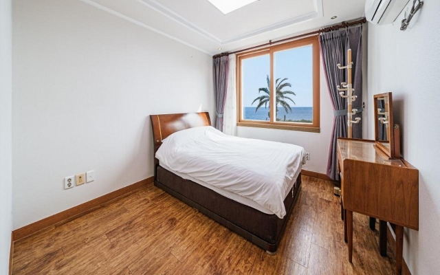 20평 스위트룸(방1+거실)