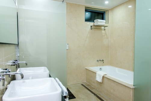 디럭스 / 2인조식포함