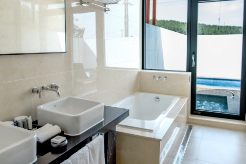 디럭스 풀빌라 / 2인조식포함