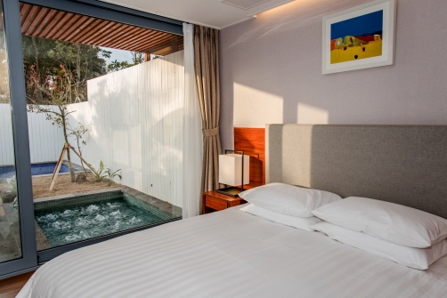 듀플렉스 2배드룸 풀빌라 / 4인조식포함