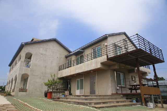 산방산탄산온천펜션(구,올레하우스)