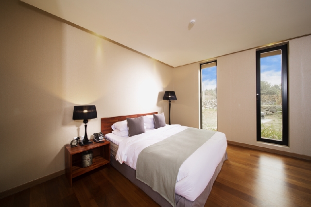 풀빌라 베르나차 커플