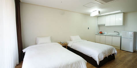 19평 디럭스-2인조식포함