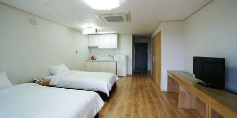 19평 디럭스-2인조식포함