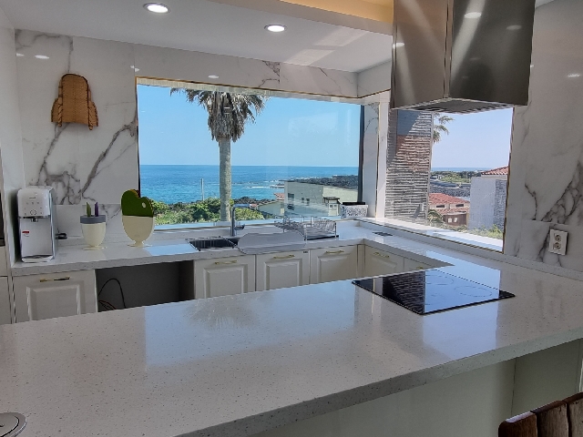 럭셔리-가족룸(단독층 3층)