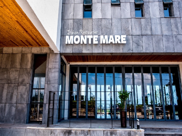 루시드엠리조트