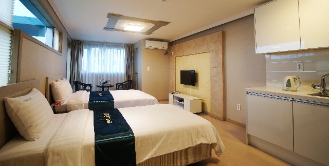 2인룸(더블/트윈룸)