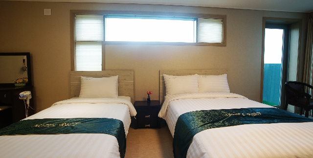 2인룸(더블/트윈룸)